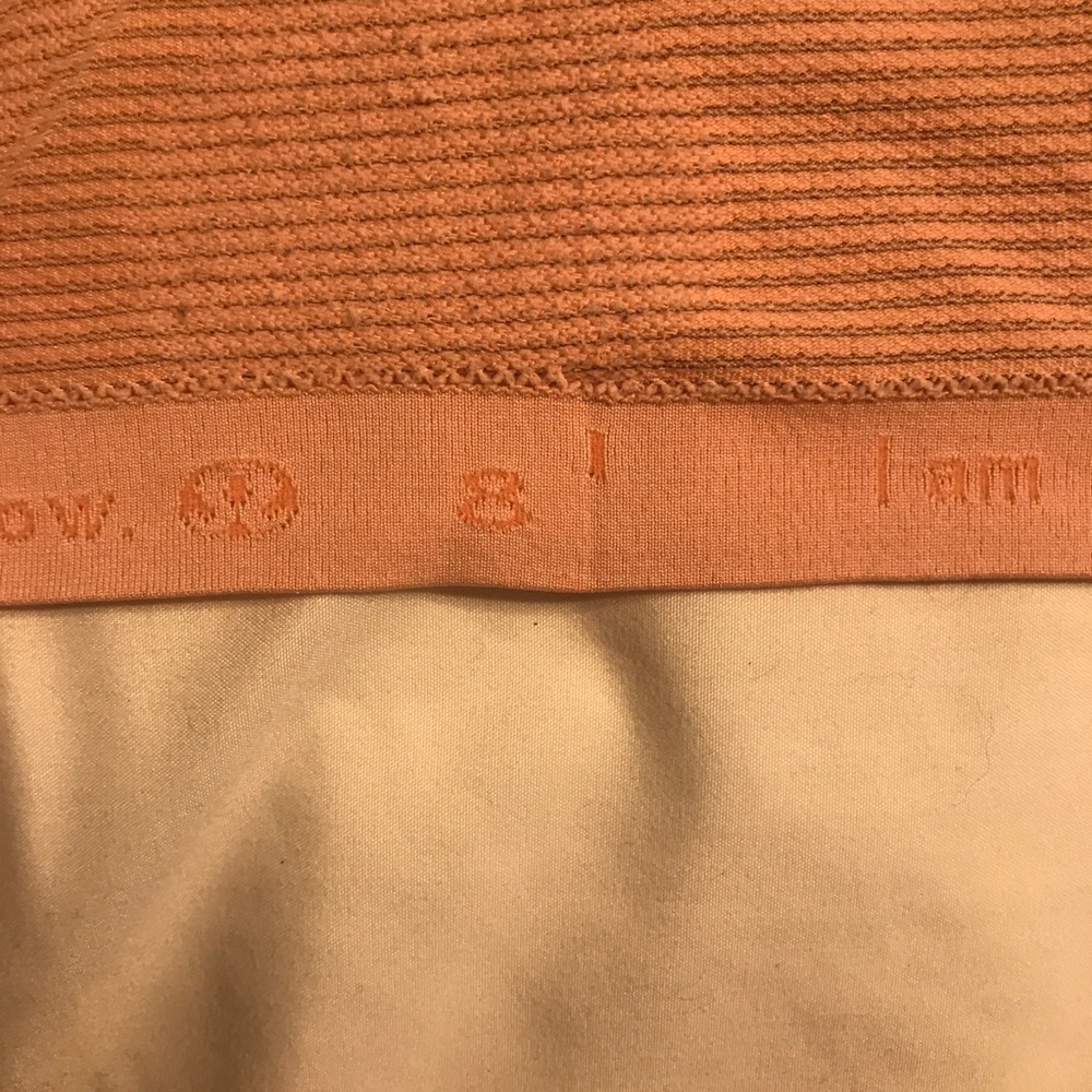 Lululemon Polka Dot Swiftly Tech - Picture 5 of 5